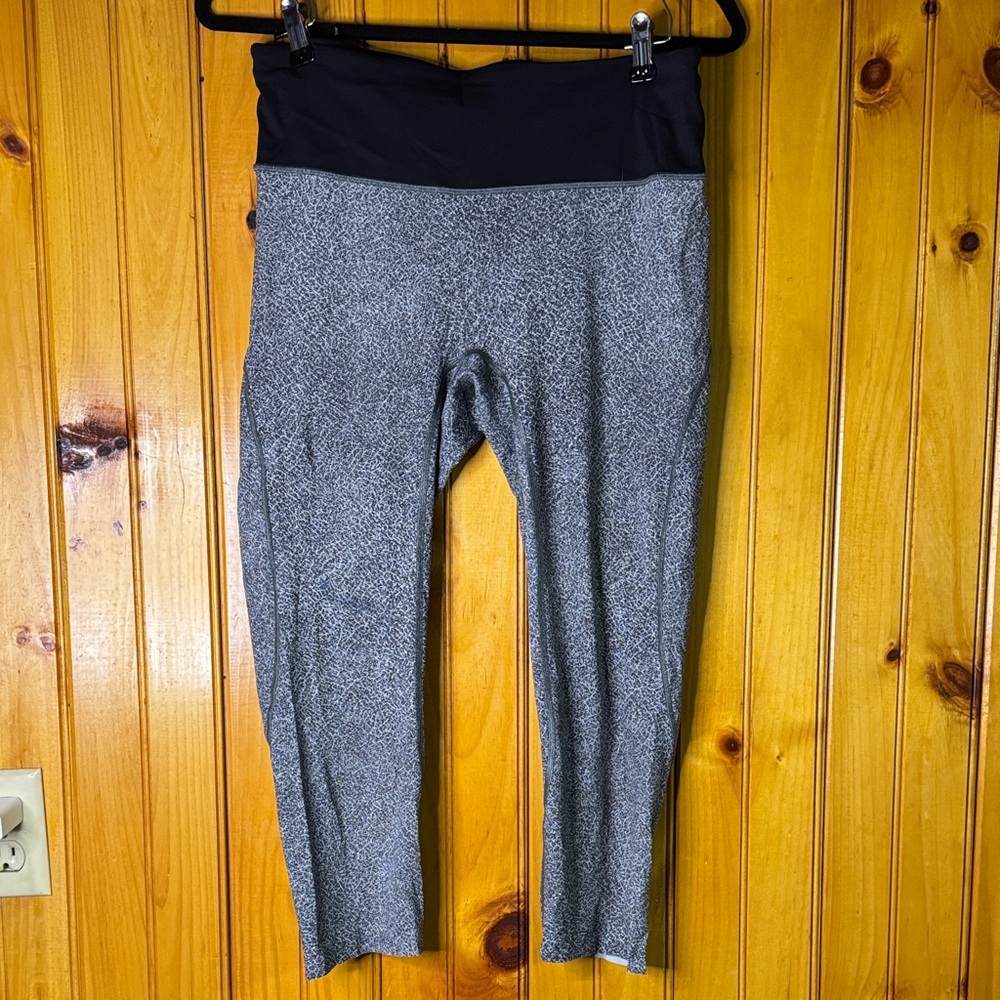 lululemon athletica Women's Leggings in Black and Gray 23 in length
